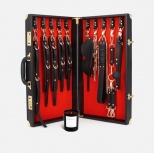 Чемодан типа «ДИПЛОМАТ»  с набором для бондажа