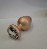 Пробка бежевая перламутровая М сердце цвет стразы в ассортименте