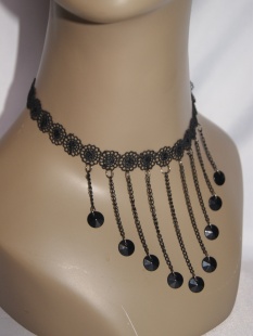 ЧОКЕР ЧЕРНЫЙ КРУЖЕВНОЙ С  ЧЕРНЫМИ КАМНЯМИ НА ЦЕПОЧКАХ