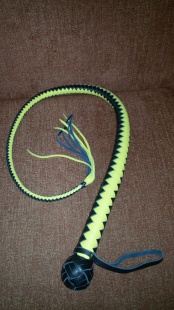 Кнут чёрно-жёлтый 120см