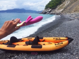 Вибратор с отростком Gvibe Grabbit Pink, 18 см