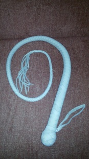 Кнут светло-бежевый 140 см