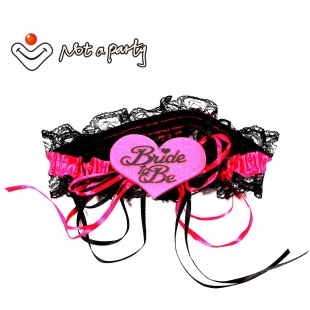 ПОДВЯЗКИ ЧЕРНЫЕ КРУЖЕВА С НАДПИСЬЮ НА СЕРДЕЧКЕ BRIDE TO BE