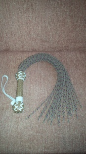 Витой флоггер из кожи, цвет в ассорт. 70см