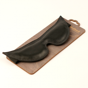 Маска мягкая закрытая из натуральной кожи,острая СН-6202