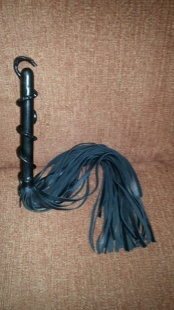 Плеть с металлической рукояткой "Кобра"