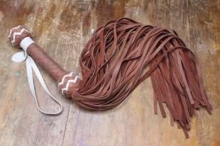 Плеть из натуральной кожи, цвет в ассортименте70см