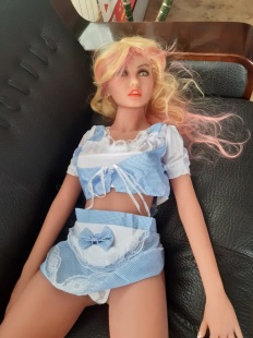 Реалистичная силиконовая секс-кукла блондинка