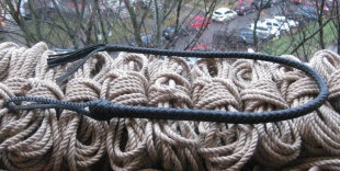 КНУТ ЧЕРНЫЙ 100 СМ. НАТУРАЛЬНАЯ КОЖА  РУЧНАЯ РАБОТА РОССИЯ